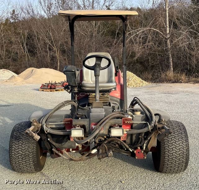 Image of Toro Reelmaster CrossTrax 5610 equipment image 1