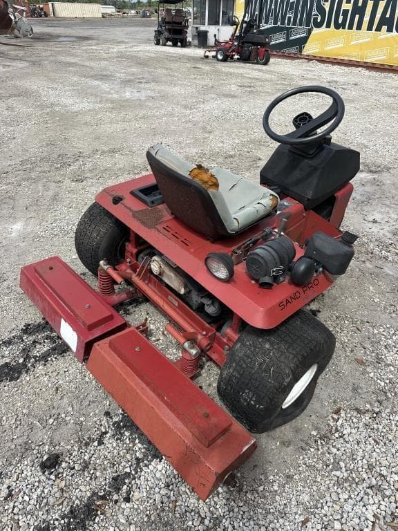 Image of Toro Sandpro 5020 equipment image 2