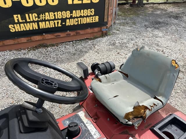 Image of Toro Sandpro 5020 equipment image 4