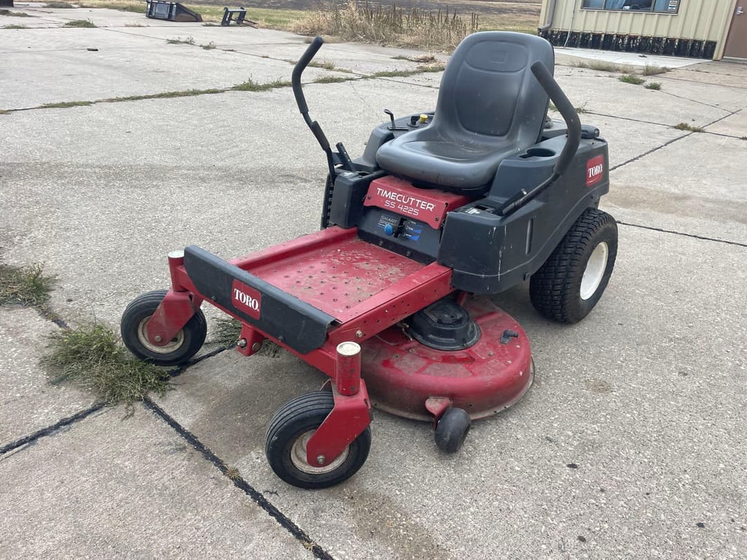 Image of Toro Timecutter SS4225 Primary image