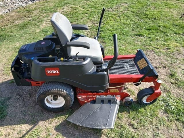 Image of Toro Timecutter MX4250 equipment image 2