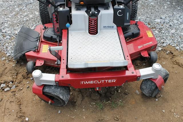Image of Toro Timecutter equipment image 3