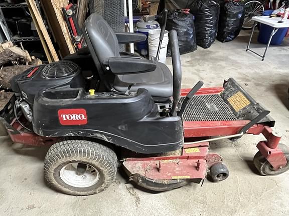Image of Toro Timecutter MX4260 equipment image 2