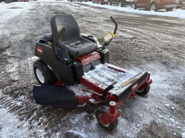 Image of Toro Timecutter SS4260 equipment image 4