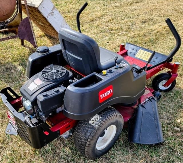 Image of Toro Timecutter SS4200 equipment image 4