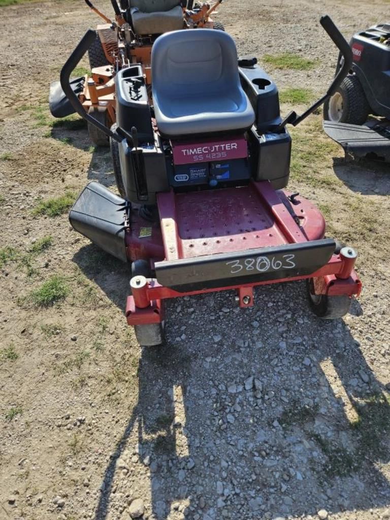 Main image Toro Timecutter SS4235