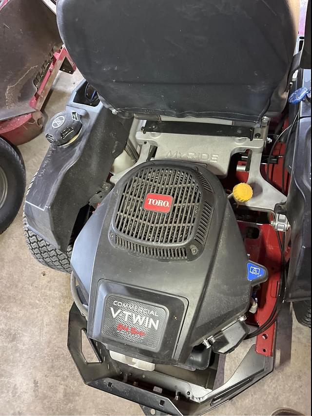 Image of Toro Timecutter SS5000 equipment image 4