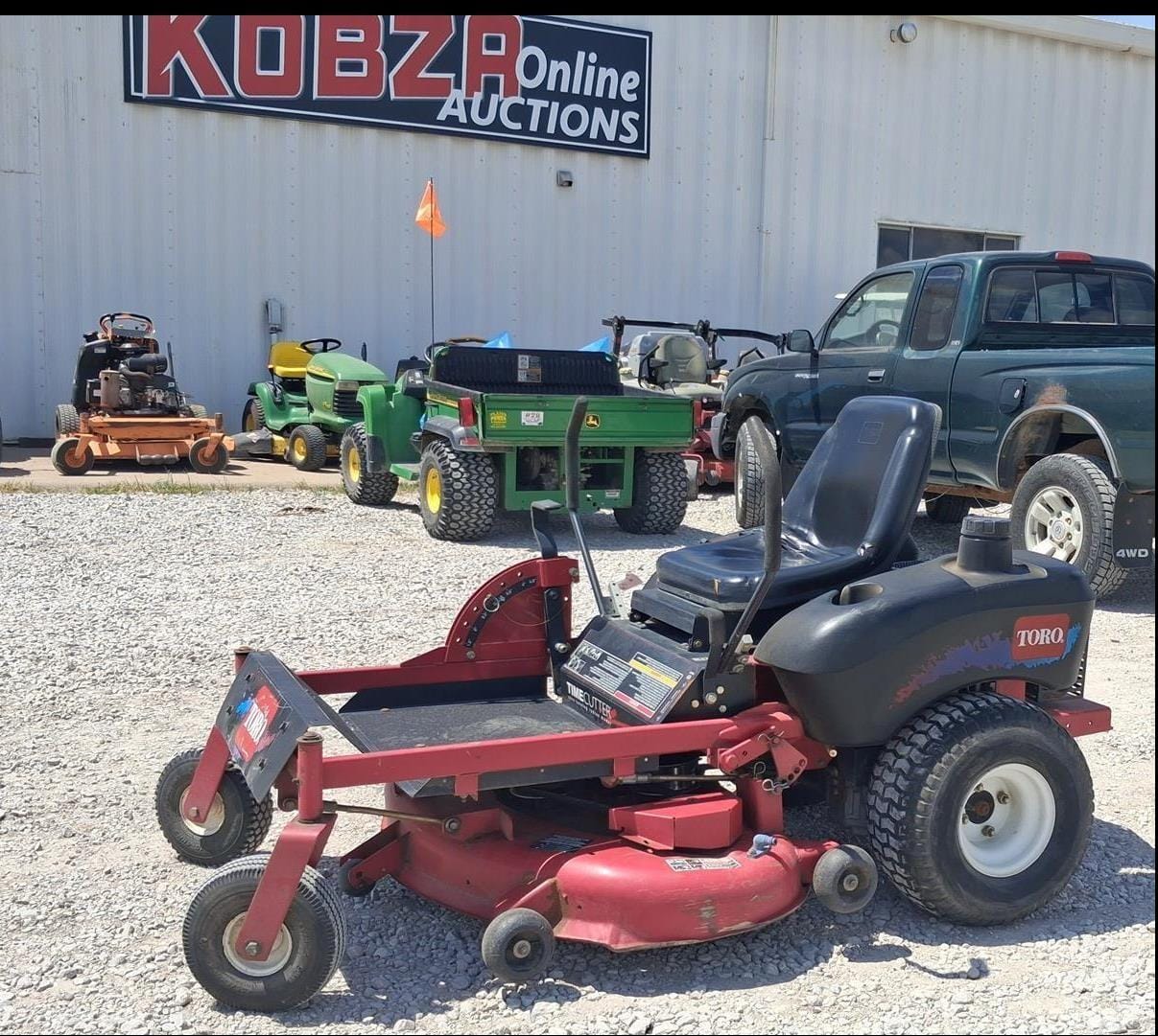 Toro Timecutter 16-44 Equipment Image0