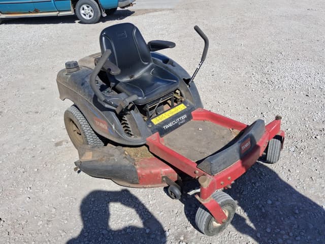 Image of Toro Z420 equipment image 3