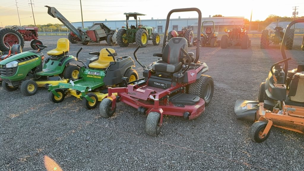 Toro Titan HD Equipment Image0