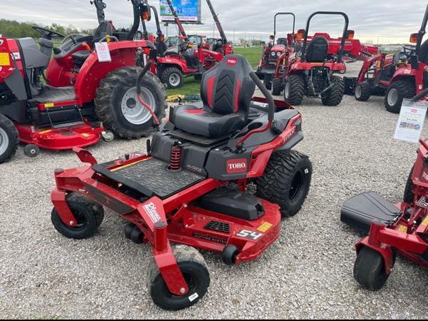 Toro Titan Equipment Image0