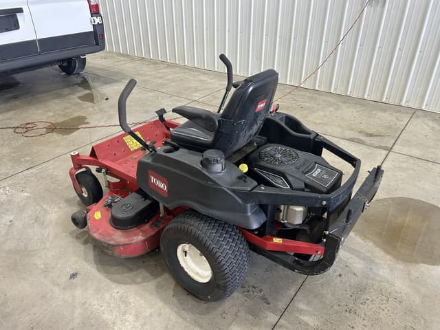 Image of Toro Titan Z5200K equipment image 3
