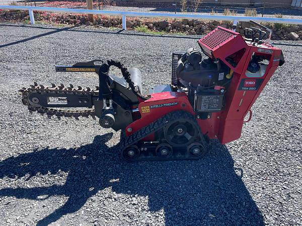 Image of Toro TRX-250 equipment image 4