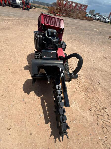 Image of Toro TRX-250 equipment image 2