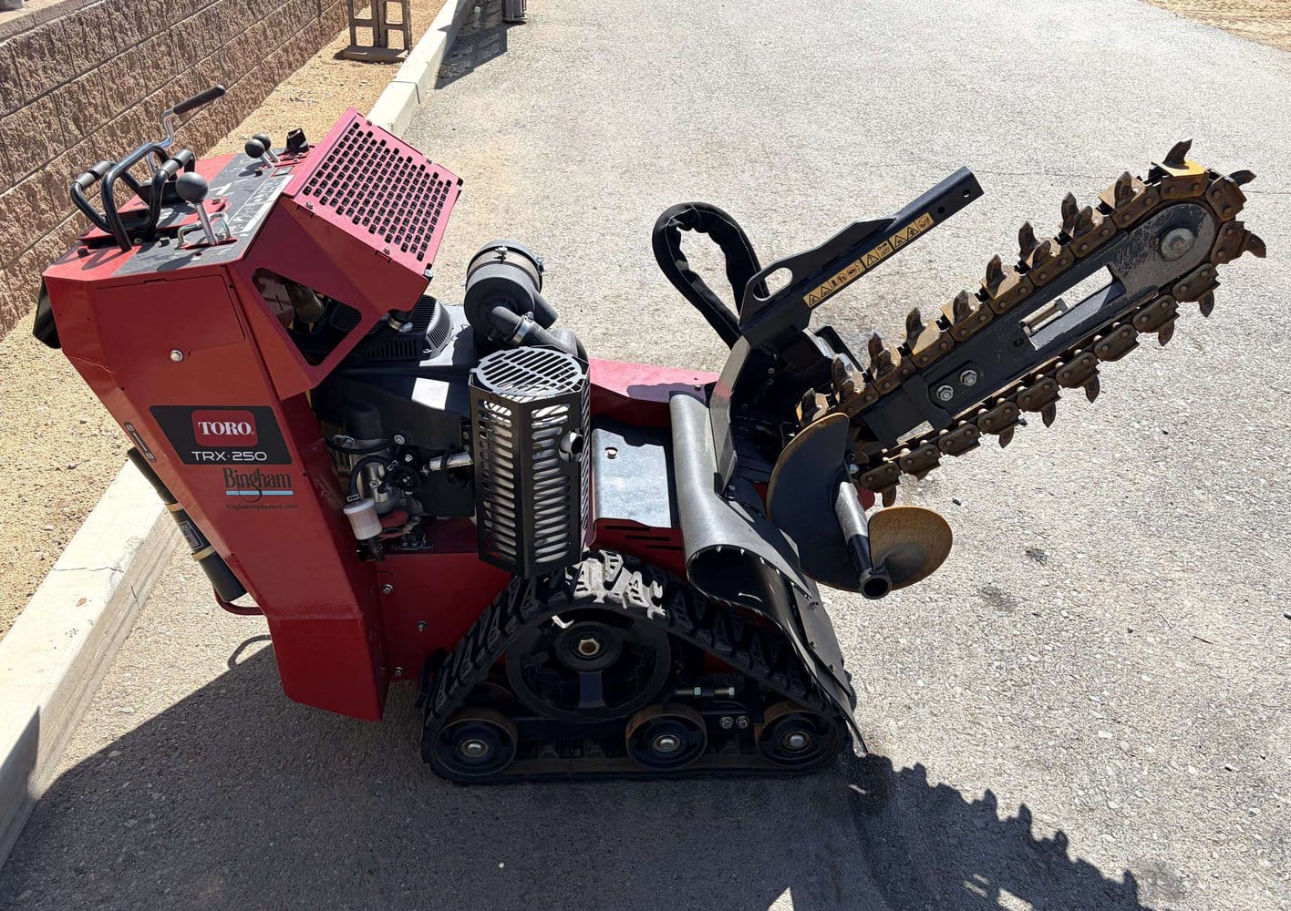 Toro TRX-250 Equipment Image0