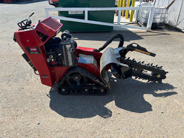 Image of Toro TRX-250 equipment image 1