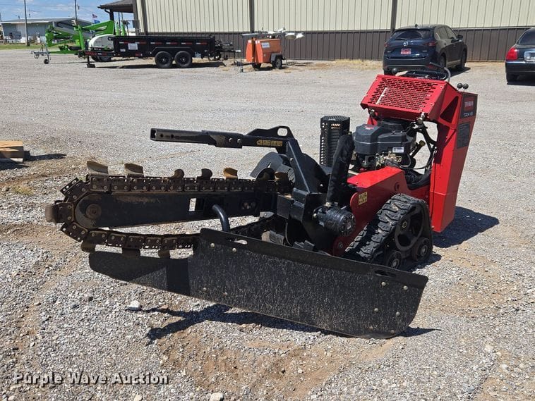 Toro TRX-16 Equipment Image0