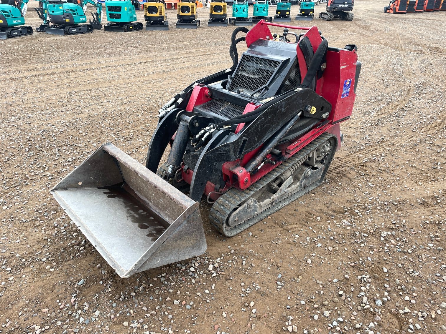 Toro  Dingo TX-1000 Equipment Image0