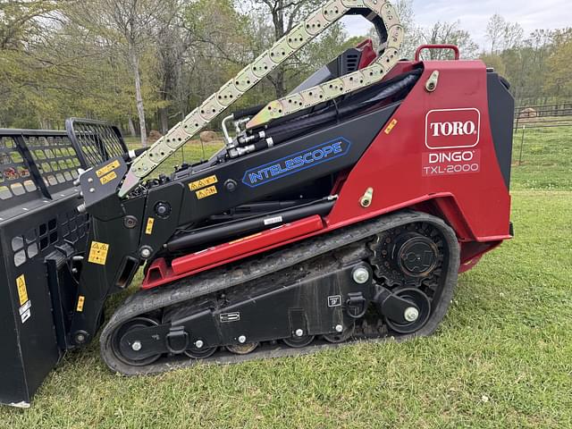 Image of Toro Dingo TXL2000 equipment image 2