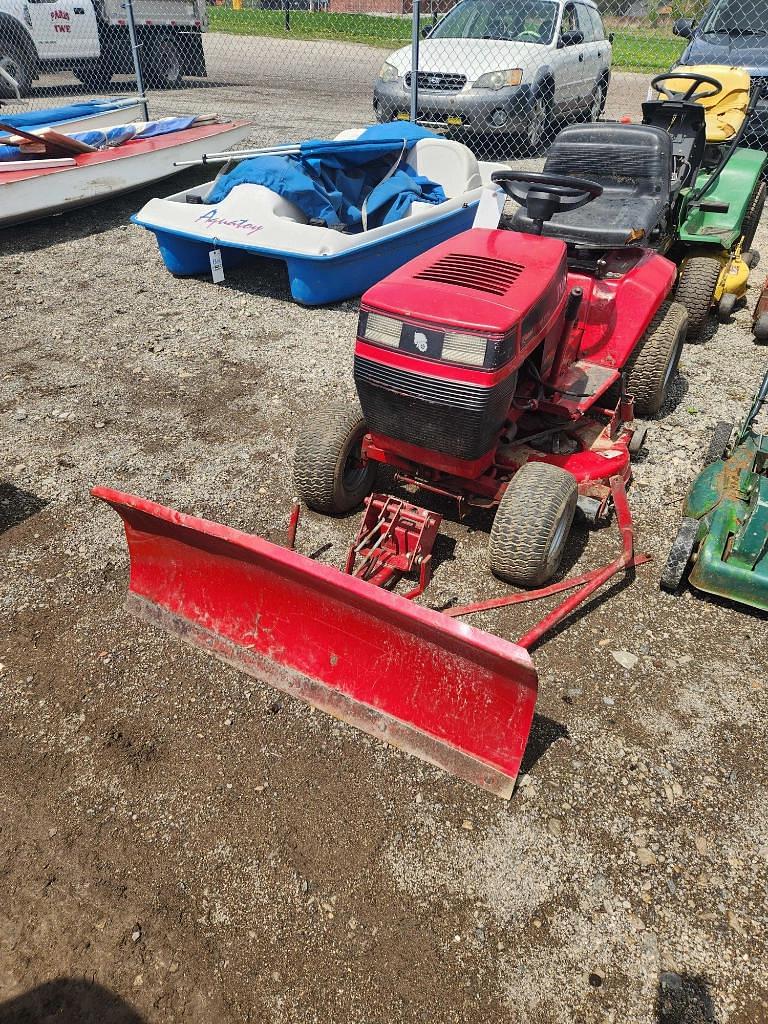 Image of Toro Wheel Horse 210-5 Image 1