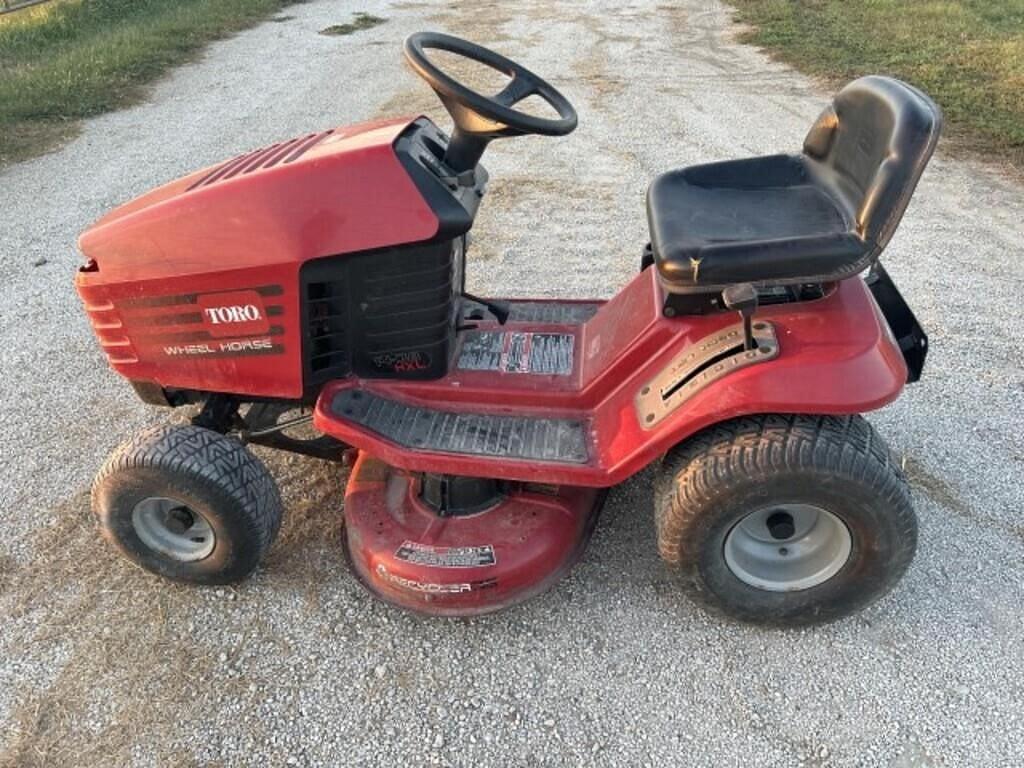 Image of Toro Wheel Horse Primary image