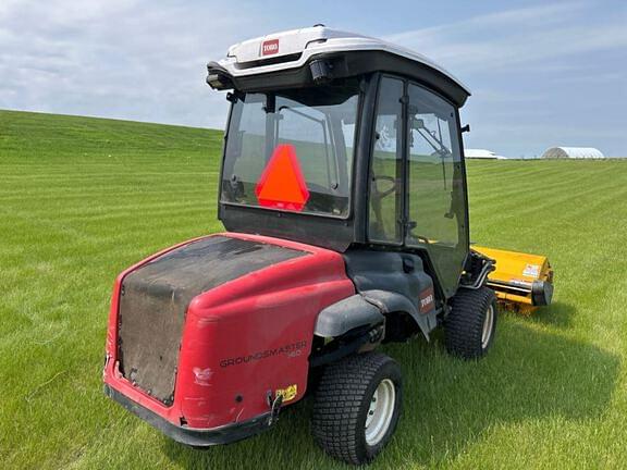 Image of Toro Groundsmaster 360 equipment image 4