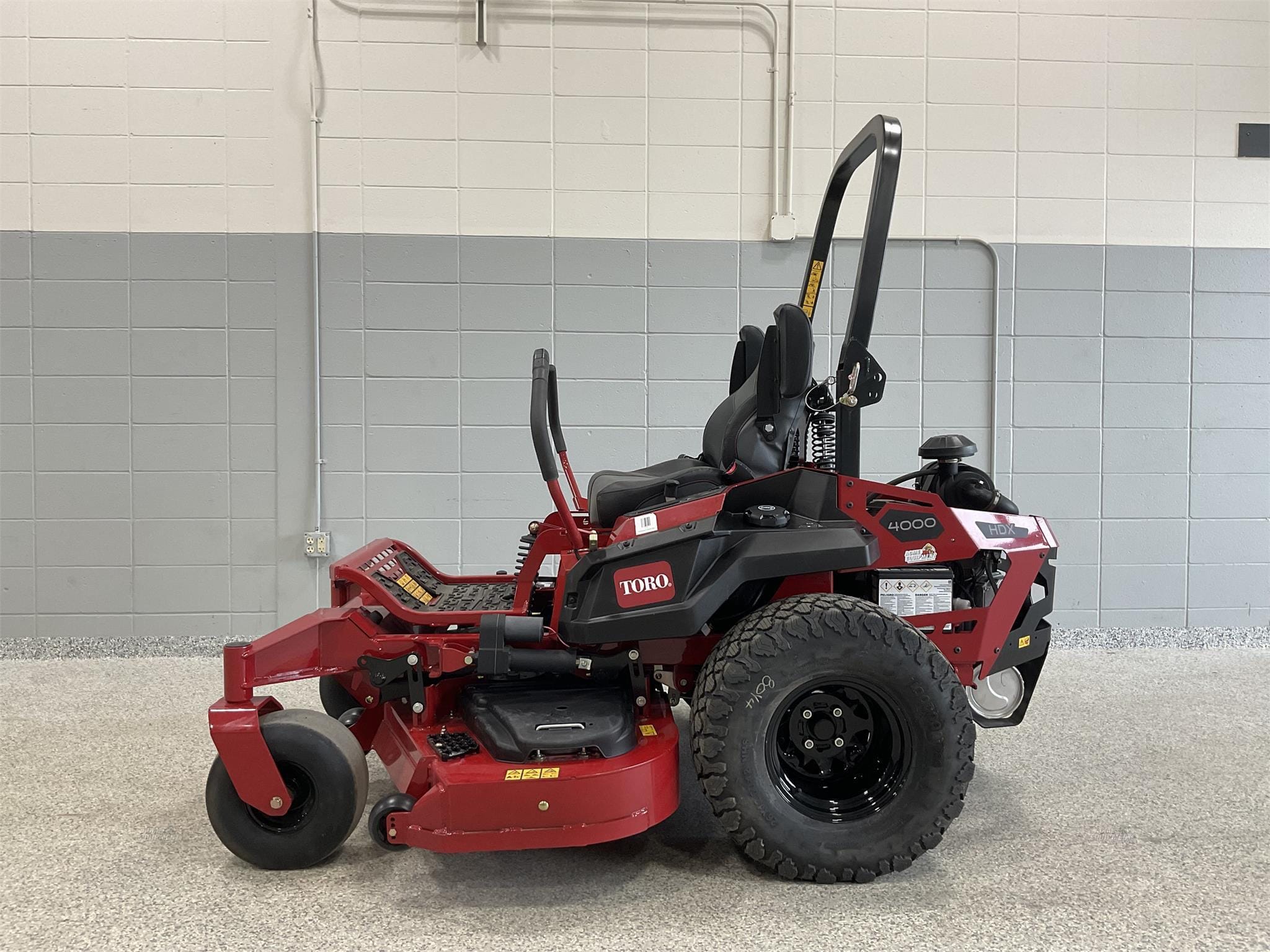 Toro Z Master 4000 HDX Equipment Image0