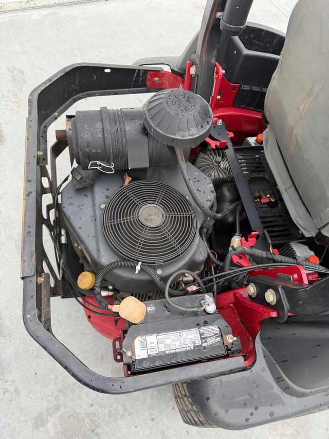 Image of Toro 74952 equipment image 4