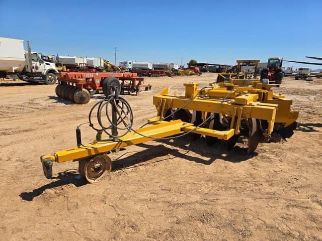 Image of Towner 800 equipment image 1