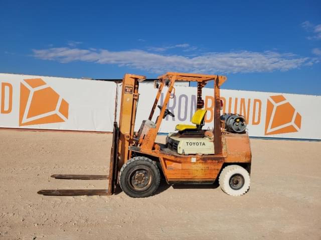 Image of Toyota 02-2FG30 equipment image 1