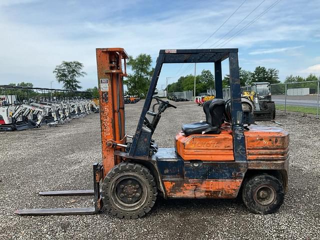 Image of Toyota 02-5FG30 equipment image 1