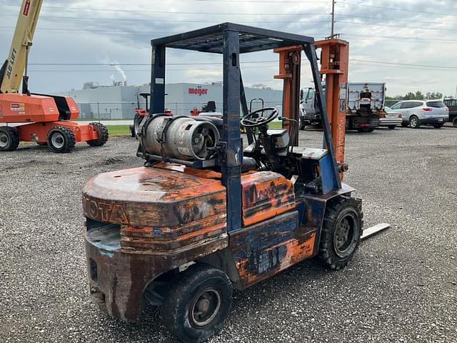 Image of Toyota 02-5FG30 equipment image 4