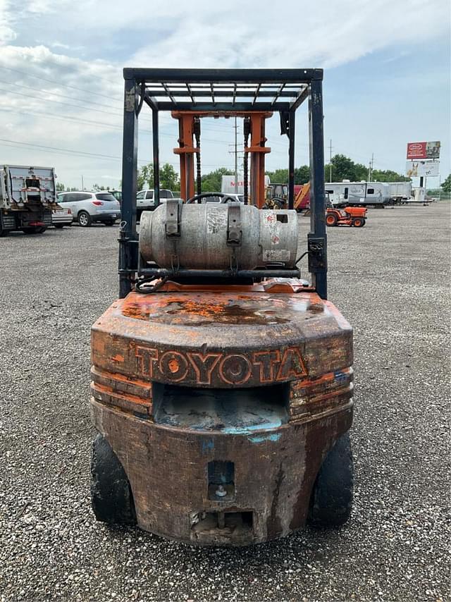 Image of Toyota 02-5FG30 equipment image 3