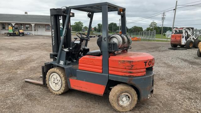 Image of Toyota 02-5FG30 equipment image 1