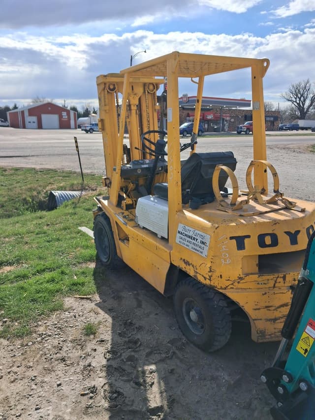 Image of Toyota 02-2FG30 equipment image 4