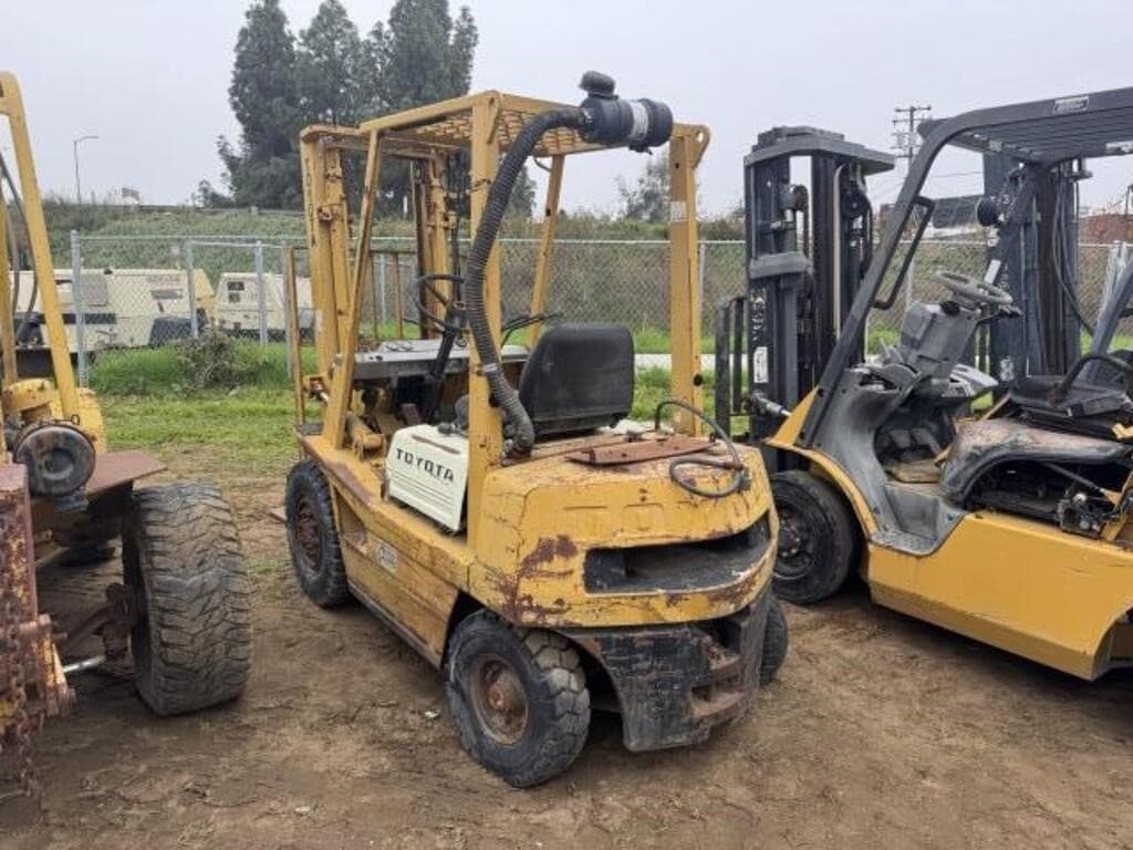 Image of Toyota 20 Image 1