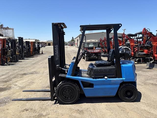 Image of Toyota 42-4FG20 equipment image 4