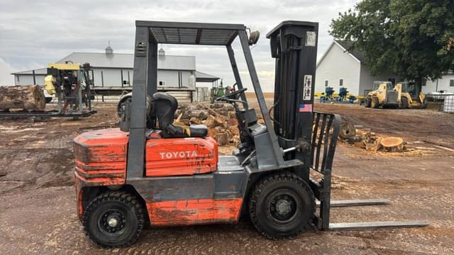 Image of Toyota 42-5FG25 equipment image 4