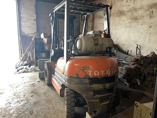 Image of Toyota 42 6FGU20 equipment image 2