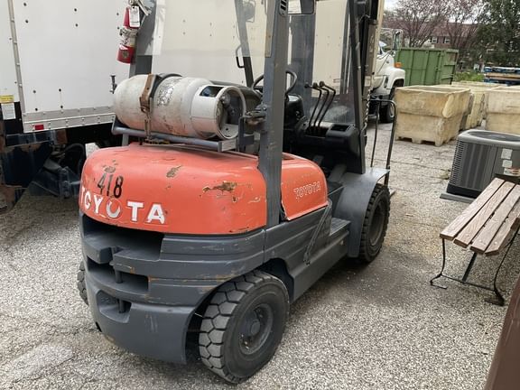 Toyota 42-6FGU25 Equipment Image0