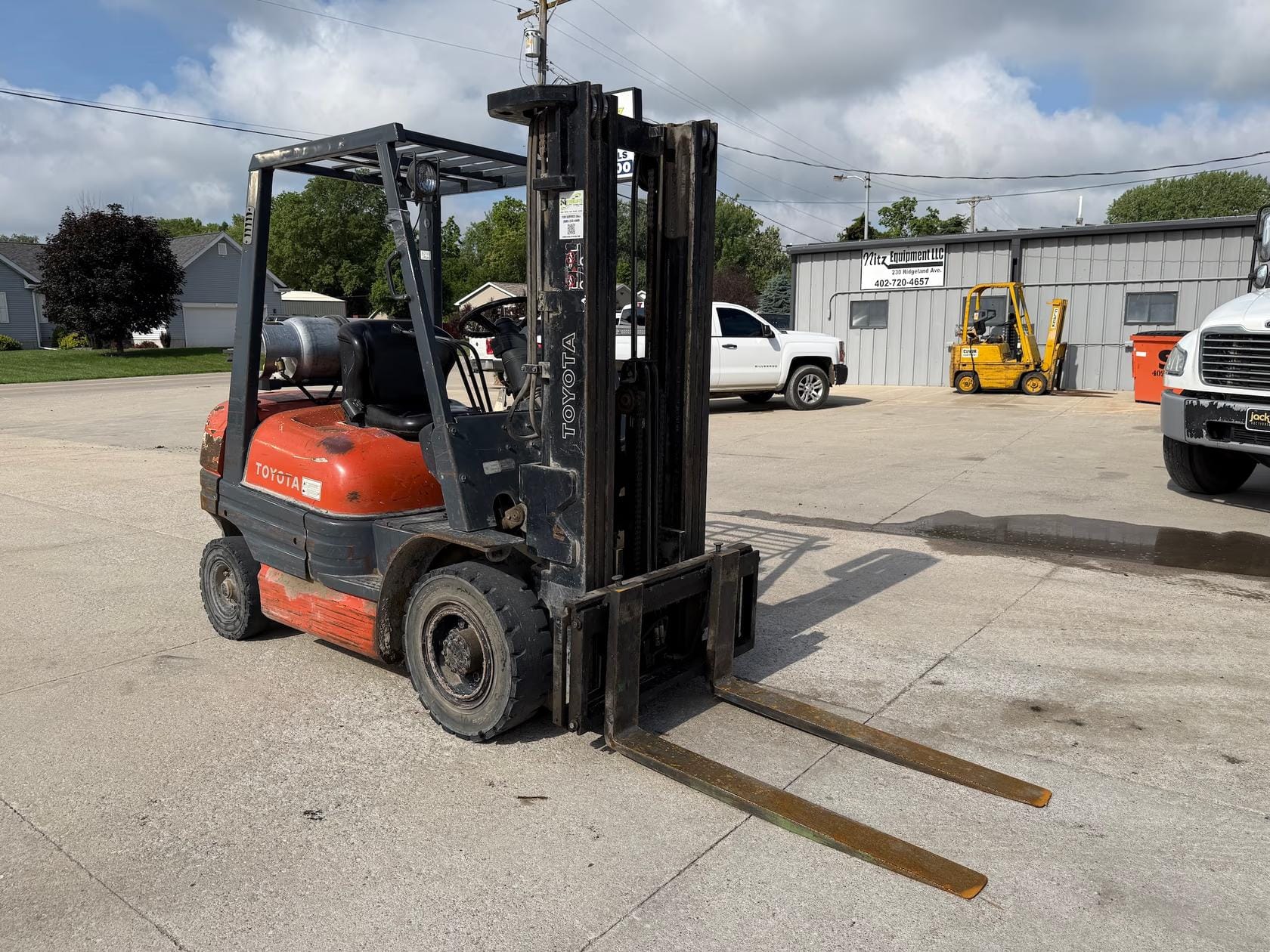 Toyota 42-6FGU25 Equipment Image0