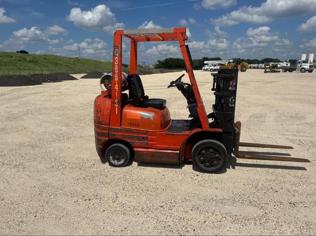 Image of Toyota 42-6FGCU25 equipment image 3