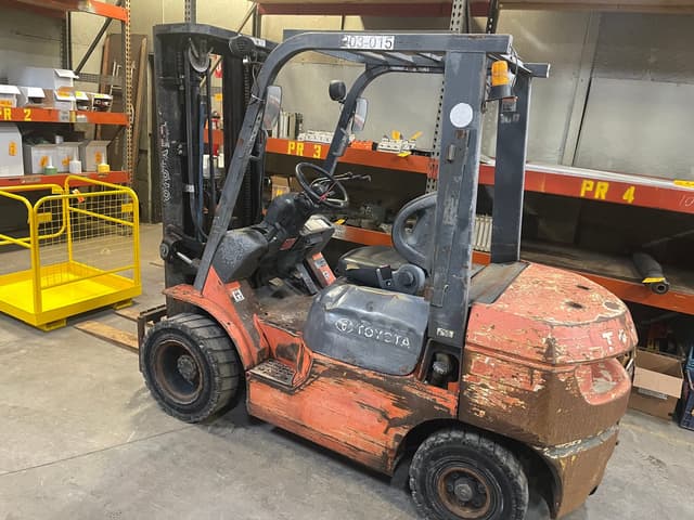 Image of Toyota 7FDU25 equipment image 2