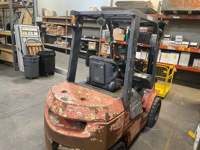 Image of Toyota 7FDU25 equipment image 4