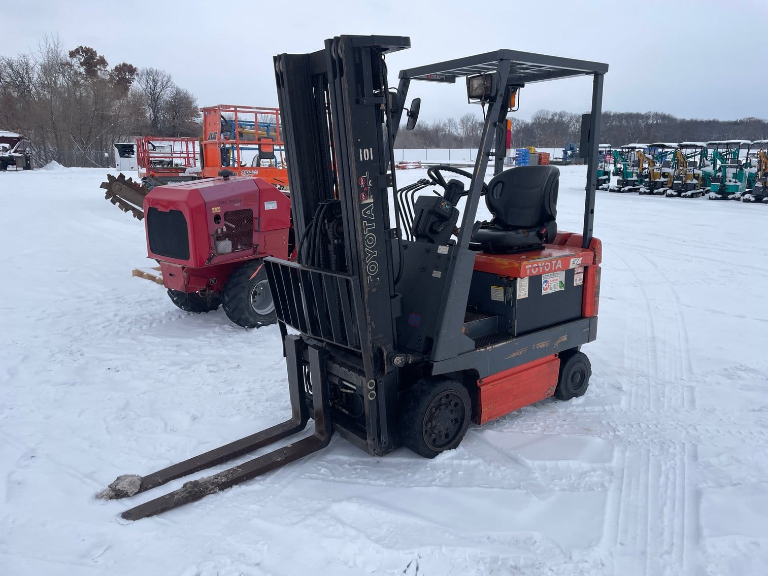 Toyota 5FBCU15 Equipment Image0