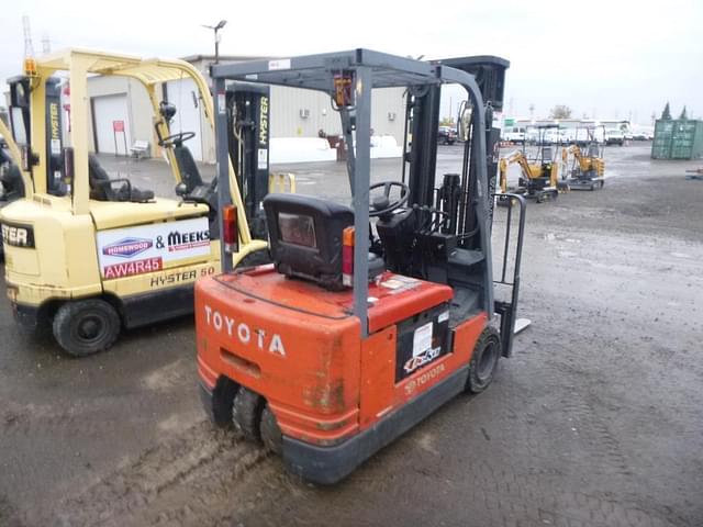 Image of Toyota 5FBE18 equipment image 2