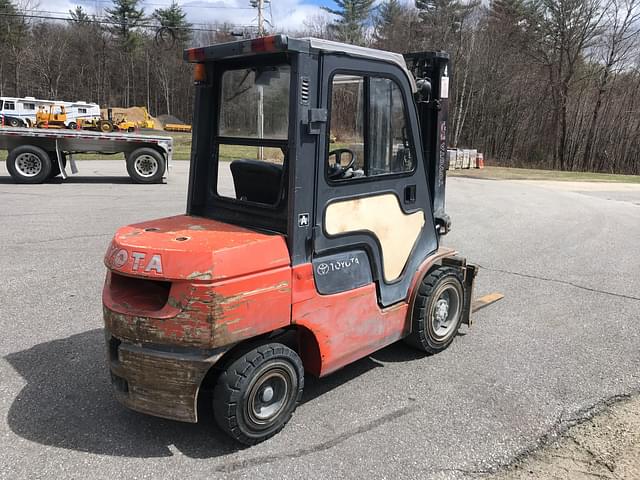 Image of Toyota 7FDU32 equipment image 4