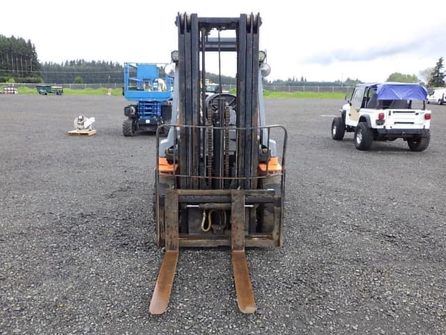 Image of Toyota 7FDU35 equipment image 1