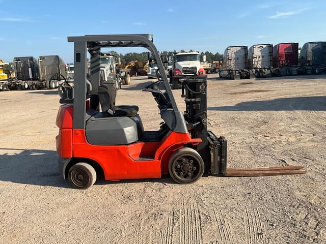 Image of Toyota 7FGCU20   equipment image 3