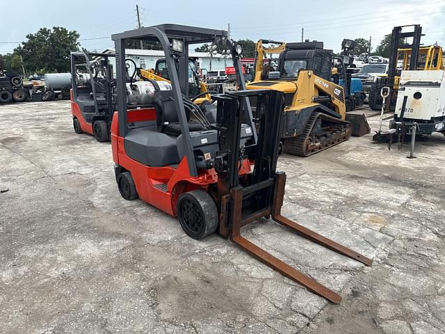 Image of Toyota 7FGCU25 equipment image 2